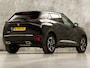 Peugeot 2008 1.2 PureTech Allure Pack Automaat (VIRTUAL COCKPIT, APPLE CARPLAY, GROOT NAVI, 360 CAMERA, STOELVERWARMING, SPORTSTOELEN, LEDER, GETINT GLAS, ADAPTIVE CRUISE, NIEUWSTAAT)