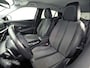 Peugeot 2008 1.2 PureTech Allure Pack Automaat (VIRTUAL COCKPIT, APPLE CARPLAY, GROOT NAVI, 360 CAMERA, STOELVERWARMING, SPORTSTOELEN, LEDER, GETINT GLAS, ADAPTIVE CRUISE, NIEUWSTAAT)