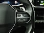 Peugeot 2008 1.2 PureTech Allure Pack Automaat (VIRTUAL COCKPIT, APPLE CARPLAY, GROOT NAVI, 360 CAMERA, STOELVERWARMING, SPORTSTOELEN, LEDER, GETINT GLAS, ADAPTIVE CRUISE, NIEUWSTAAT)