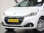 Peugeot 208 1.2 110PK Allure | AUTOMAAT | AppleCarplay/AndroidAuto | Panoramadak | Armsteun | Parkeersensoren | FULL LED | Navigatie | Lederen Stuurwiel | Camera | Climate Control | Cruise Control | 16" LMV | Isofix | Privacy Glass |