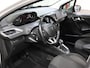 Peugeot 208 1.2 110PK Allure | AUTOMAAT | AppleCarplay/AndroidAuto | Panoramadak | Armsteun | Parkeersensoren | FULL LED | Navigatie | Lederen Stuurwiel | Camera | Climate Control | Cruise Control | 16" LMV | Isofix | Privacy Glass |
