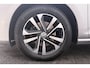 Volkswagen Golf 1.2 TSI Easyline | Navigatie | Stoelverwarming | Distributie Vervangen |