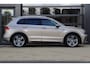 Volkswagen Tiguan 1.4 TSI ACT Highline Business R | Dealer Onderhouden | Led | Virtual | Stoelverwarming | Trekhaak | Carplay