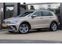 Volkswagen Tiguan 1.4 TSI ACT Highline Business R | Dealer Onderhouden | Led | Virtual | Stoelverwarming | Trekhaak | Carplay