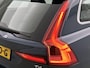 Volvo V90 2.0 T4 Momentum | Automaat | Trekhaak | ACC | ECC | Stoel + Stuur + Achterbank Verwarming | 18"LMV | PDC | LED dagrijverlichting |