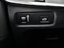 Volvo V90 2.0 T4 Momentum | Automaat | Trekhaak | ACC | ECC | Stoel + Stuur + Achterbank Verwarming | 18"LMV | PDC | LED dagrijverlichting |