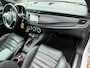Alfa Romeo Giulietta 1.4 Turbo MultiAir Super Aut. Panorama Leer Xenon Navi NL-Auto NAP Dealeronderhouden!