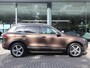 Volkswagen Touareg 3.0 TSI Hybrid Highline Navi / Luchtvering / Camera  /Leder / Pdc / Elekramen / Volledig onderhouden / Keurige auto / Nieuwe Apk /