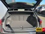 Volkswagen T-Roc 1.5 TSI Sport Business IQ drive Aut. Trekhaak afneembaar Camera