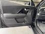 Kia Niro EV e-Niro DynamicLine 64 kWh | Achteruitrijcamera | Navigatie | Climate control |