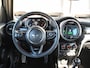 MINI Cooper 5-Deurs Dalston Edition 1.5 136pk SPORTSTOELEN | NAVI | 17''LM | PDC | CRUISE.C | KEYLESS