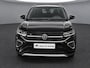 Volkswagen T-Cross 1.5 TSI 150pk DSG R-Line Edition · Camera · Apple/Android Car Play · Trekhaak · P-Sensoren · Navigatie · Stoelverwarming · 17'' Inch ·
