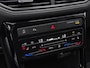 Volkswagen T-Cross 1.5 TSI 150pk DSG R-Line Edition · Camera · Apple/Android Car Play · Trekhaak · P-Sensoren · Navigatie · Stoelverwarming · 17'' Inch ·
