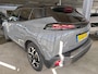 Peugeot e-2008 EV GT 54 kWh | Fase 3 laden | SOH 96,56% | Panorama/schuifdak | Massage | Luxe stoelen | Navigatie | Camera voor + achter |