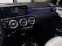 Mercedes-Benz A-klasse 180 Facelift AMG / Full Option / Panorama Dak / Stoel Verwarming / Sport Stoelen / Widescreen / Ect... /
