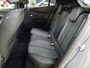 Peugeot e-2008 EV Allure Avantage 54 kWh | Fase 3 laden | SOH 98% | Navigatie | Camera voor + achter | Apple carplay | 14.000km | NL auto |