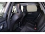 Volvo XC60 T6 Recharge AWD Ultra Dark - Luchtvering - Panorama/schuifdak - IntelliSafe Assist & Surround - 360º Camera - Harman/Kardon audio - Adaptieve LED koplampen - Verwarmde voorstoelen, stuur & achterbank - Parkeersensoren voor & achter - Elektr. bedienb. voorstoelen met geheugen - Head up display - Draadloze tel. lader - Extra getint glas - Inklapbare trekhaak - 20' LMV