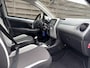 Toyota Aygo 1.0 VVT-i x-play / AC / CAMERA / GR.SCHERM / NAP