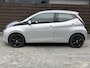 Toyota Aygo 1.0 VVT-i x-play / AC / CAMERA / GR.SCHERM / NAP