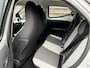 Toyota Aygo 1.0 VVT-i x-play / AC / CAMERA / GR.SCHERM / NAP