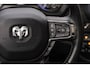 Dodge Ram LIMITED 5.7 V8 HEMI | TOP STAAT | BOM VOL | HUD | LUCHTVERING | STRIPING | BREDE WIELEN | OPEN UITLAAT KLEP | ADAPTIVE | PANO | DC | CREW CAB | DUBBELE CABINE | 5 PERSOONS |