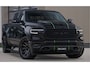 Dodge Ram LIMITED 5.7 V8 HEMI | TOP STAAT | BOM VOL | HUD | LUCHTVERING | STRIPING | BREDE WIELEN | OPEN UITLAAT KLEP | ADAPTIVE | PANO | DC | CREW CAB | DUBBELE CABINE | 5 PERSOONS |