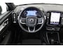Volvo XC40 B4 (M-HYBRID) PLUS DARK -PANO.DAK|HARMAN/KARDON|CAMERA|POWER-SEATS|VERW.VOORRUIT|PRIVACY.GLAS|TREKHAAK|19"