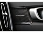 Volvo XC40 B4 (M-HYBRID) PLUS DARK -PANO.DAK|HARMAN/KARDON|CAMERA|POWER-SEATS|VERW.VOORRUIT|PRIVACY.GLAS|TREKHAAK|19"