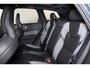 Volvo XC60 T6 Recharge AWD Plus Black Edition - Panorama/schuifdak - IntelliSafe Assist & Surround - 360º Camera - Harman/Kardon audio - Adaptieve LED koplampen - Verwarmde voorstoelen, stuur & achterbank - Parkeersensoren voor & achter - Elektr. bedienb. voorstoelen met geheugen - Head up display - Draadloze tel. lader - Extra getint glas - Inklapbare trekhaak - 21' LMV