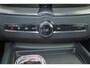 Volvo XC60 T6 Recharge AWD Plus Black Edition - Panorama/schuifdak - IntelliSafe Assist & Surround - 360º Camera - Harman/Kardon audio - Adaptieve LED koplampen - Verwarmde voorstoelen, stuur & achterbank - Parkeersensoren voor & achter - Elektr. bedienb. voorstoelen met geheugen - Head up display - Draadloze tel. lader - Extra getint glas - Inklapbare trekhaak - 21' LMV