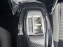 Peugeot e-2008 EV Active 50 kWh SOH 93% I Navigatie I Hoge instap I Lichtmetalen wielen I