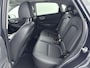 Hyundai Kona Electric EV Premium Sky 64 kWh | SoH 95% | WLTP 484km | 3-fasen | Warmtepomp | Schuifdak | Stoelventilatie | Leer | Head-up display |