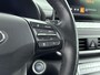 Hyundai Kona Electric EV Premium Sky 64 kWh | SoH 95% | WLTP 484km | 3-fasen | Warmtepomp | Schuifdak | Stoelventilatie | Leer | Head-up display |