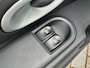 Renault Clio 1.2 TCE  Airco Cruise Panorama trekhaak NAP-Autopas Deze auto loop soms in nood ALLEEN VOOR HANDEL !