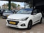Hyundai i20 1.2 HP i-Motion Premium APPLE CARPL./ANDROID AUTO | CAMERA | LED KOPLAMPEN | NAVIGATIE | KEYLESS ENTRY/GO | PARKEREN SENSOREN |  STOELVERWARMING |
