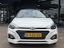 Hyundai i20 1.2 HP i-Motion Premium APPLE CARPL./ANDROID AUTO | CAMERA | LED KOPLAMPEN | NAVIGATIE | KEYLESS ENTRY/GO | PARKEREN SENSOREN |  STOELVERWARMING |