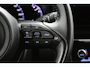 Toyota Yaris Cross 1.5 Hybrid Executive | Leder-Stoffen bekleding | Trekhaak | Stoelverwarming | Parkeersensoren |