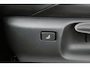 Toyota Yaris Cross 1.5 Hybrid Executive | Leder-Stoffen bekleding | Trekhaak | Stoelverwarming | Parkeersensoren |