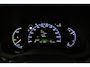Toyota Yaris Cross 1.5 Hybrid Executive | Leder-Stoffen bekleding | Trekhaak | Stoelverwarming | Parkeersensoren |