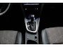 Toyota Yaris Cross 1.5 Hybrid Executive | Leder-Stoffen bekleding | Trekhaak | Stoelverwarming | Parkeersensoren |