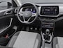 Volkswagen T-Cross 1.0 TSI Life Edition / App connect / Camera  / Climate controle / Lichtmetaal 17 inch / Fabriekgarantie 2028 /