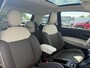 Fiat 500 1.0 Hybrid La Prima | Camera | Cruise Control | Navigatie | Panorama dak | Parkeersensoren | Apple Carplay / Android Auto