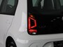 Volkswagen Up! 1.0 65 pk | Navigatie via App | Parkeersensoren achter | Cruise control | Achteruitrijcamera | Airco |
