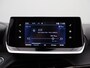 Peugeot 208 1.2 PureTech Allure Pack | Stoelverwarming | Camera | Parkeersensoren | Navigatie | Cruise Control | Apple Carplay/Android Auto | 16" Lichtmetalen Velgen