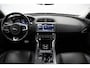 Jaguar XE Sedan 2.0t Pure Automaat - Navi, Camera, Leer, Stoelverw.