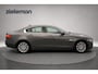 Jaguar XE Sedan 2.0t Pure Automaat - Navi, Camera, Leer, Stoelverw.