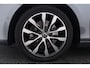 Volvo V40 1.5 T3 Dynamic Edition | Panoramadak | Camera | Harman/Kardon | Parkeersensoren