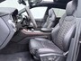 Audi RS Q8 4.0 TFSI Q8 Quattro | Pano Dak | Keramische Remschijven | Head-up Display | 360 Camera | B&O Audio | Leder | Elek. Achterklep | Elek. Stoelen | Trekhaak | 23'' |