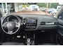 Mitsubishi Outlander 2.0 PHEV Instyle+ | Navigatie | Schuifkantel-dak | Camera | Stoelverwarming | Airco | Cruise-control | NL auto!! | Trekhaak