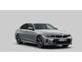 BMW 3-Serie 330e xDrive M Sport - Active Cruise Control - Elektrisch verstelbare/verwarmde stoelen - Comfort Access - Sportstoelen - Parking Assistant Plus - BMW Live Cockpit Professional - Getinte ruiten
